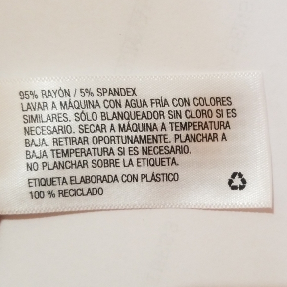 A NEW DAY RUST COLORED TOP - Picture 5 of 5